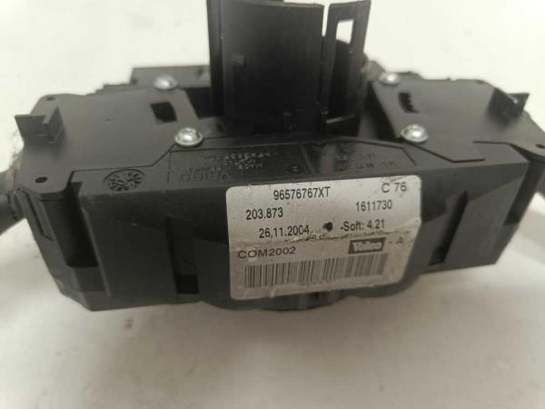 COMMODO CITROEN / PEUGEOT - Vue 3